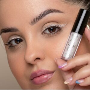 Delineador glitter shine tono 02