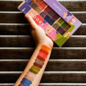 Paleta de sombras MOODY TYPE