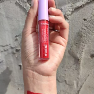Labial líquido MOOD de Ruby Rose, tono 17 - Fun