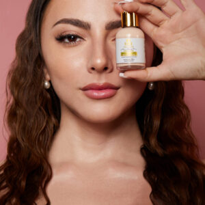 SERUM COLOR – MACCHIATO – TINTED SERUM SKIN ON SKIN de Nathacha Nina